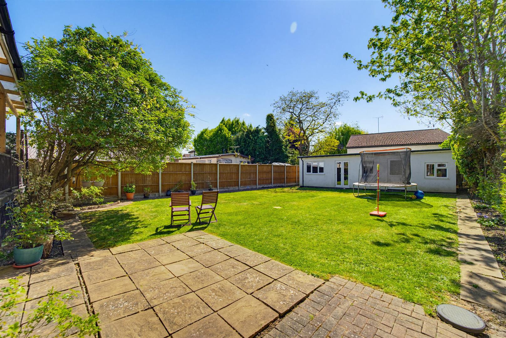 Ferry Avenue, Staines-Upon-Thames